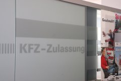 Eingang der Kfz-Zulassungsstelle Bad Tölz